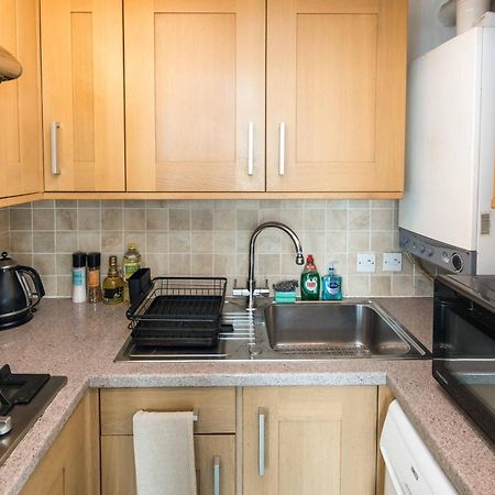 High-Ceiling Gorgerous Victorian Flat With Private Garden - 3 Mins To Hyde Park, Kensington Palace, 8 Mins Nottinghill, High Street Kensington Station London Exterior foto