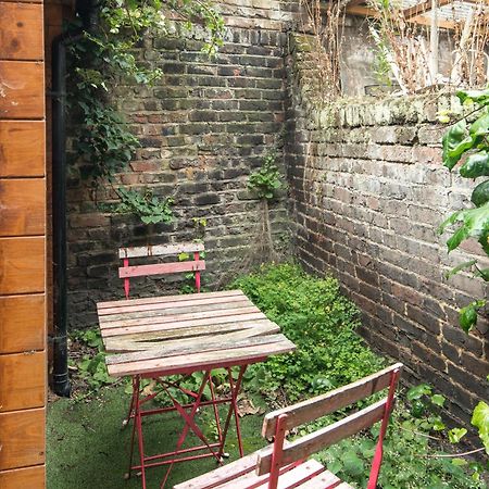 High-Ceiling Gorgerous Victorian Flat With Private Garden - 3 Mins To Hyde Park, Kensington Palace, 8 Mins Nottinghill, High Street Kensington Station London Exterior foto